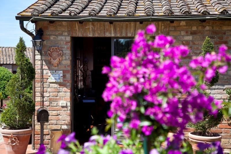 Hotel Borgo Tre Rose Valiano Zewnętrze zdjęcie